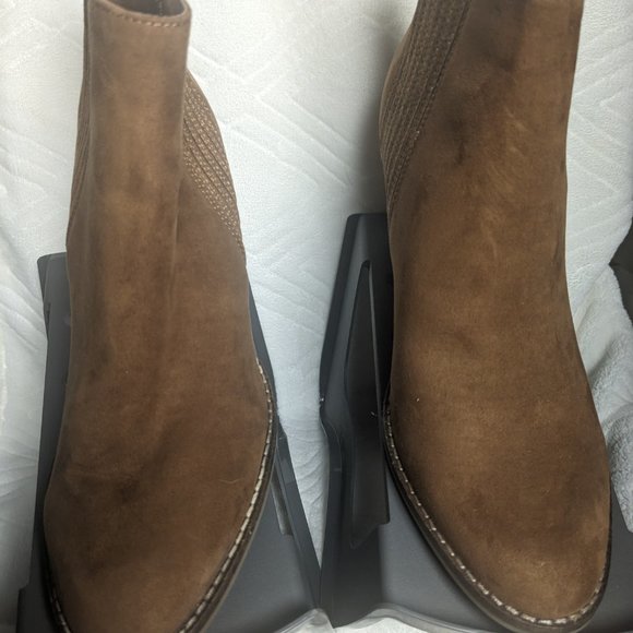 DV8 Dolce Vita Western Inspired Chelsea Boot - Picture 10 of 10